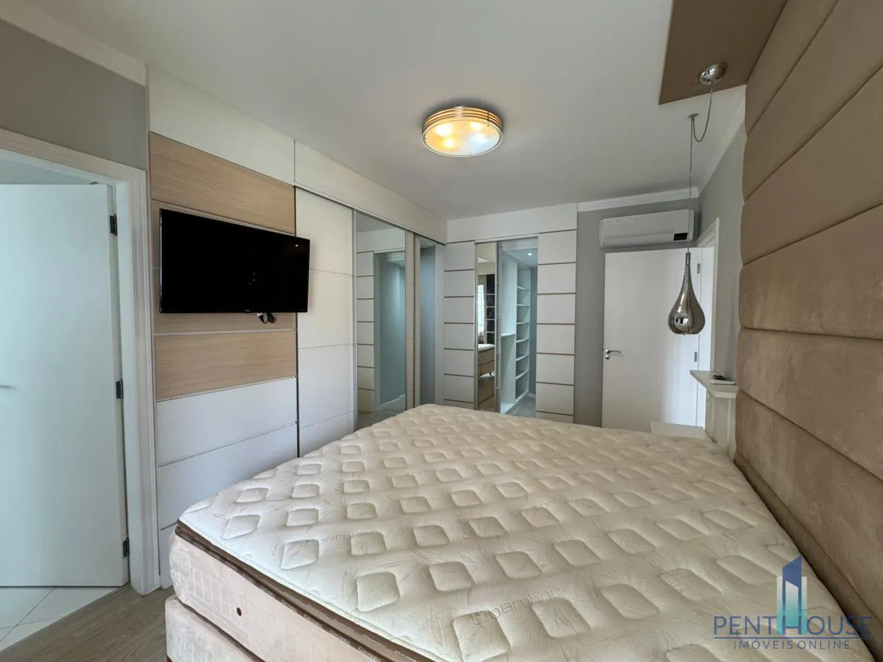 Imagem Cobertura Duplex para Venda em Balneário Camboriú, CENTRO, 3 dormitórios, 3 suítes, 4 banheiros, 5 vagas