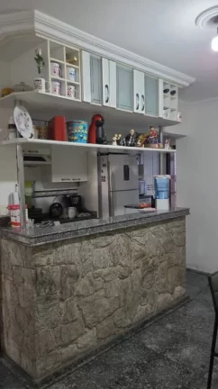 Imagem Sobrado com 2 dormitórios à venda, 241 m² por R$ 650.000,00 - Parque Maria Helena - Suzano/SP