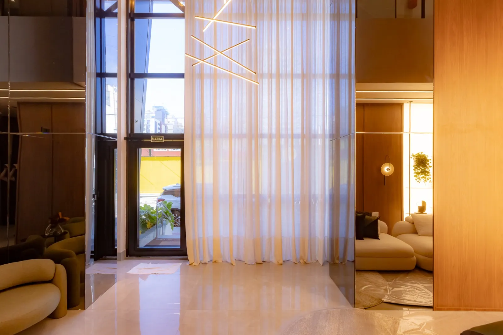Imagem Apartamento com vista para o mar à venda com 198m2 por R$ 4.400.000,00