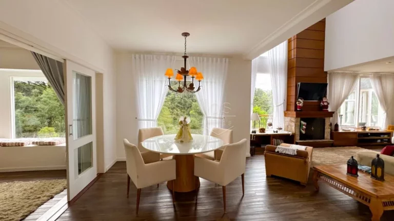 Imagem Charme e Sofisticação em Uma Residência Única