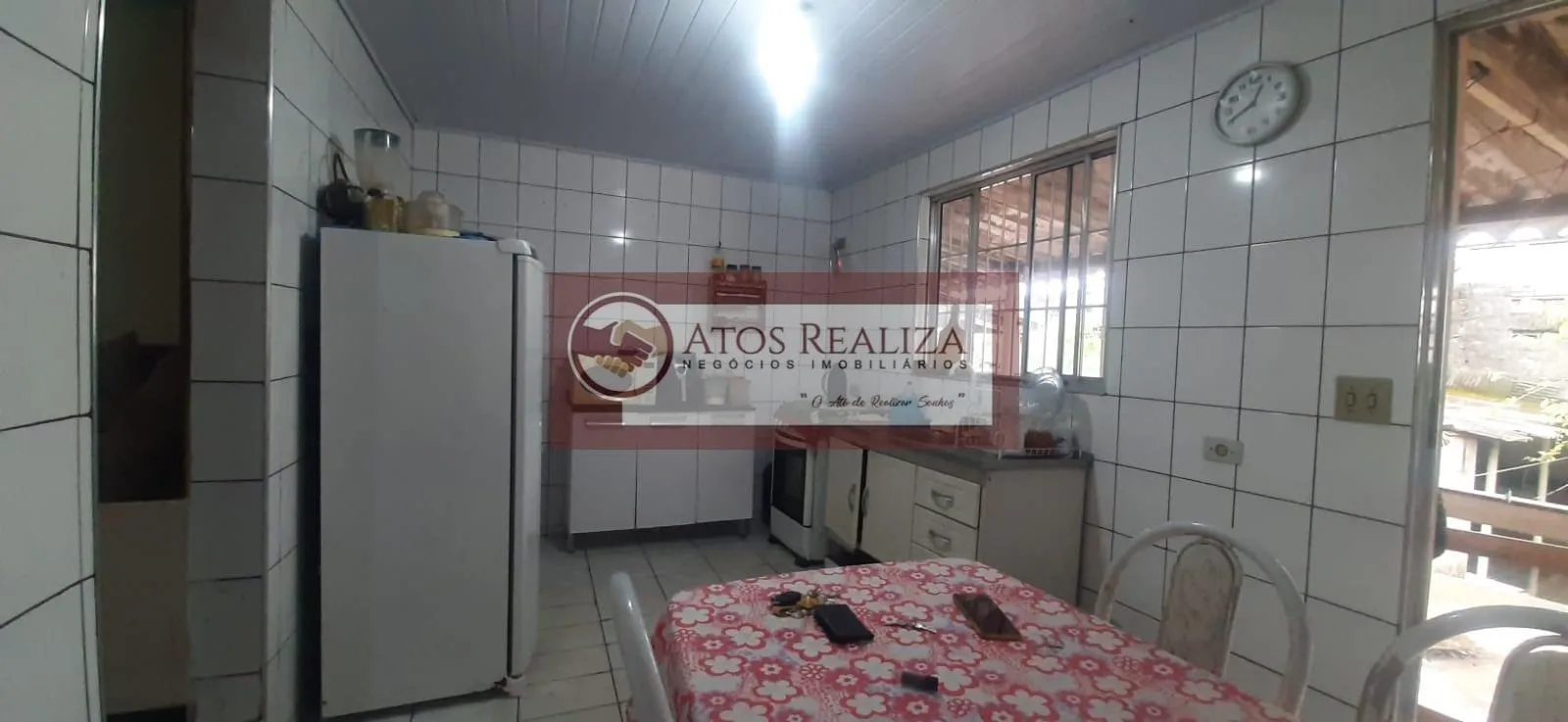 Imagem Grande oportunidade para investimento. Vendo casa para reforma, com um terreno de 210m² no jardim manacás, 400 metros da estação Grajaú da CPTM, casa com 2 Dormitórios, sala, cozinha, área de serviço, quintal, corredor lateral, 3 vagas de garagem,, churra