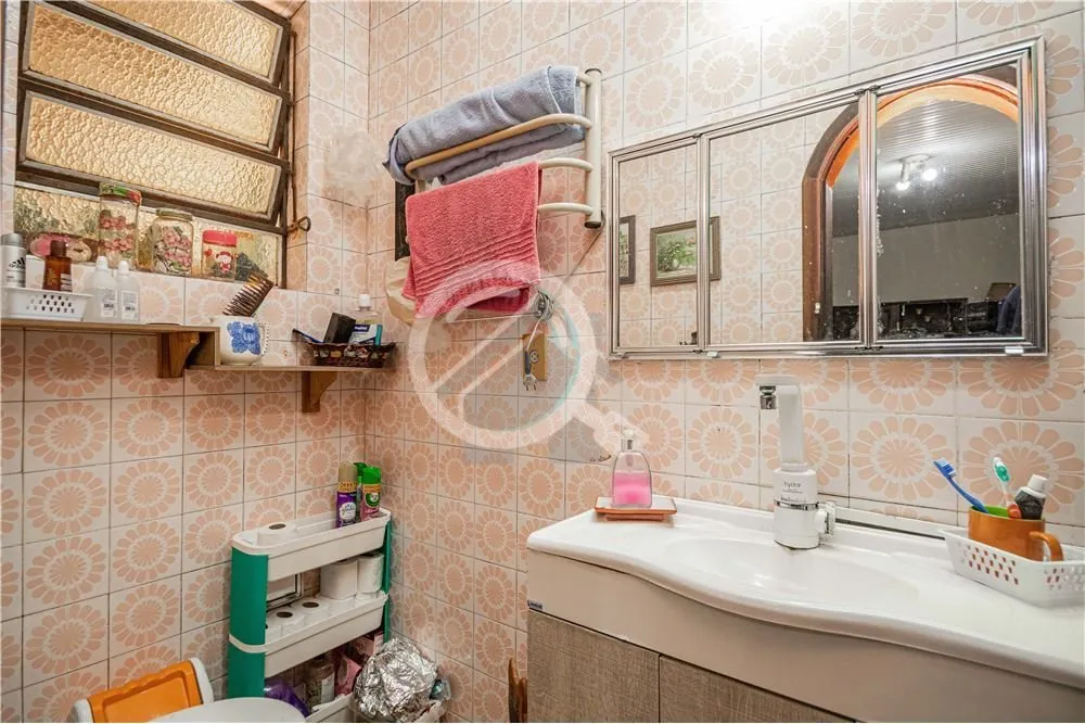 Imagem Sabe aquela casa clássica, com amplos ambientes, pronta para acolher sua família, ou sua empresa, ...