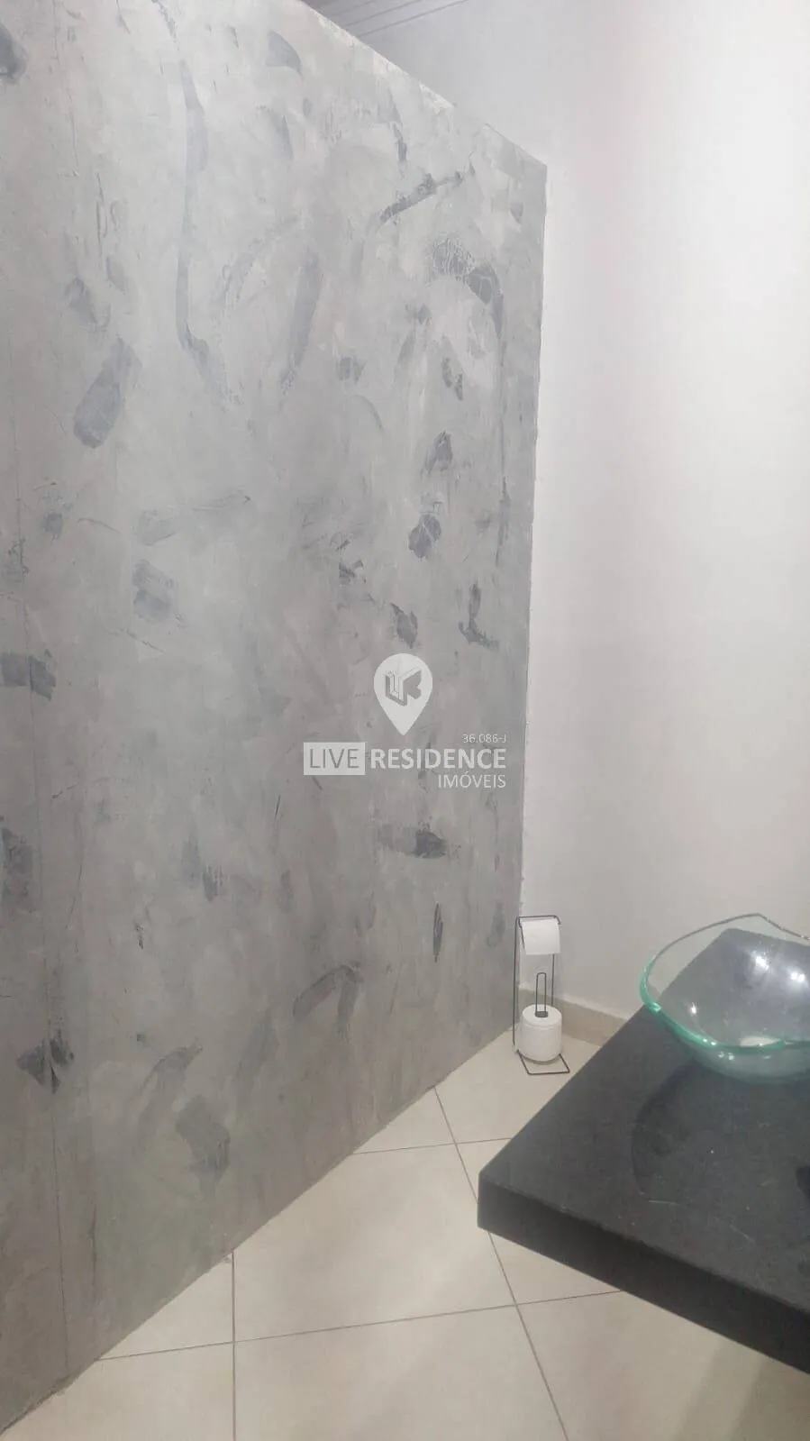 Imagem Casa totalmente térrea à venda em área comercial no Jardim Verona!