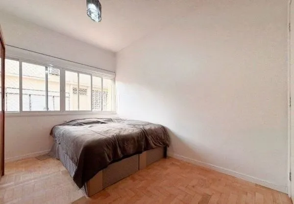 Imagem Apartamento de 2 dormitórios no bairro Petrópolis