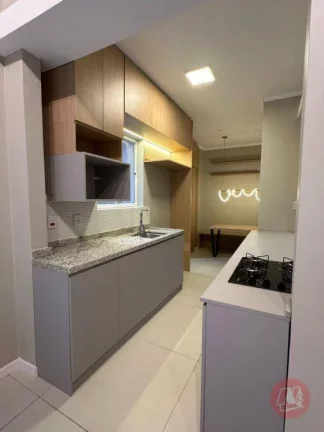 Imagem Na Protásio Alves, térreo com 2 dormitórios e pátio. Reformado e semimobiliado..
