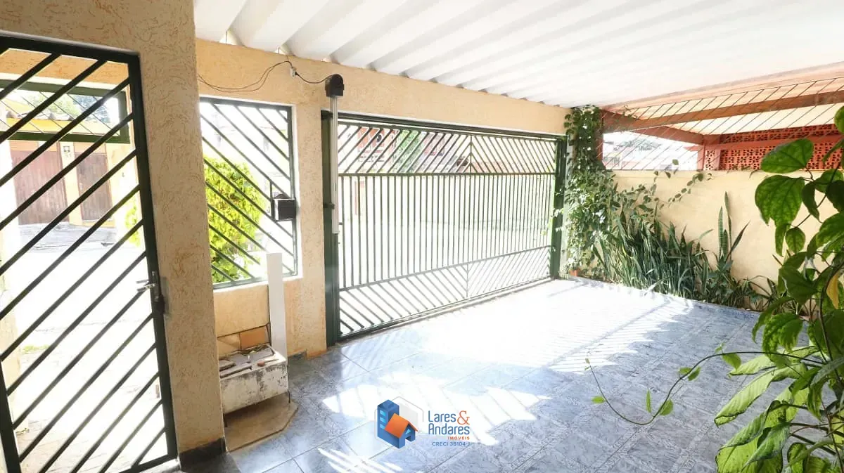 Imagem Casa para venda em Bortolândia com 4 quartos, sendo 1 suíte, 188m²