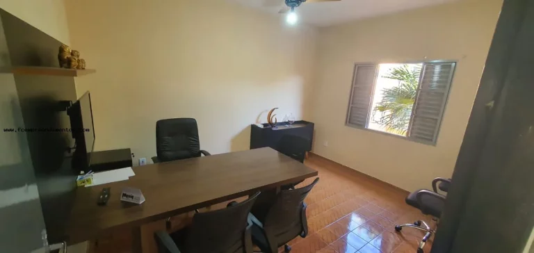 Imagem Casa para Venda em Limeira, Jardim Morro Azul, 3 dormitórios, 2 banheiros
