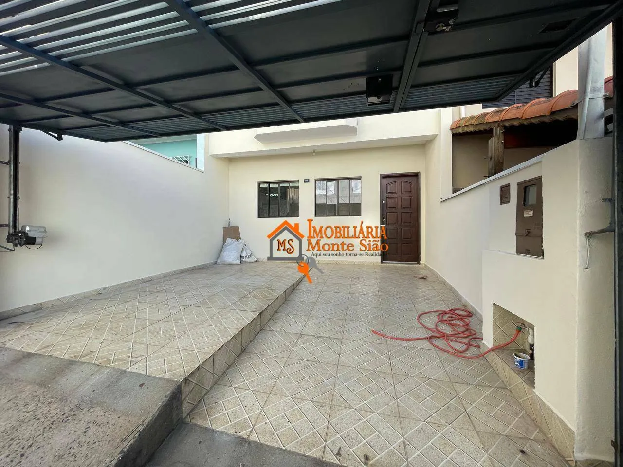 Foto do imóvel Sobrado com 3 dormitórios à venda, 75 m² por R$ 479.000,00 - Picanço - Guarulhos/SP