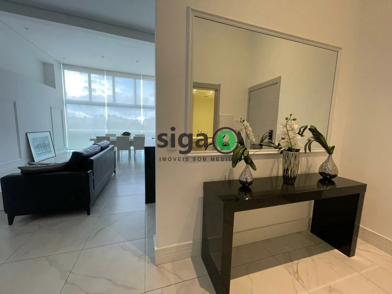 Imagem Apto com 85m², no Brooklin, com 1 suite, lavabo, 2 vagas e Pé direito duplo para locação