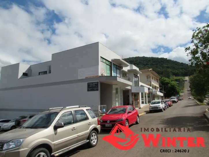 Imagem Sala comercial térrea com 131,00 m² no centro de Vale Real