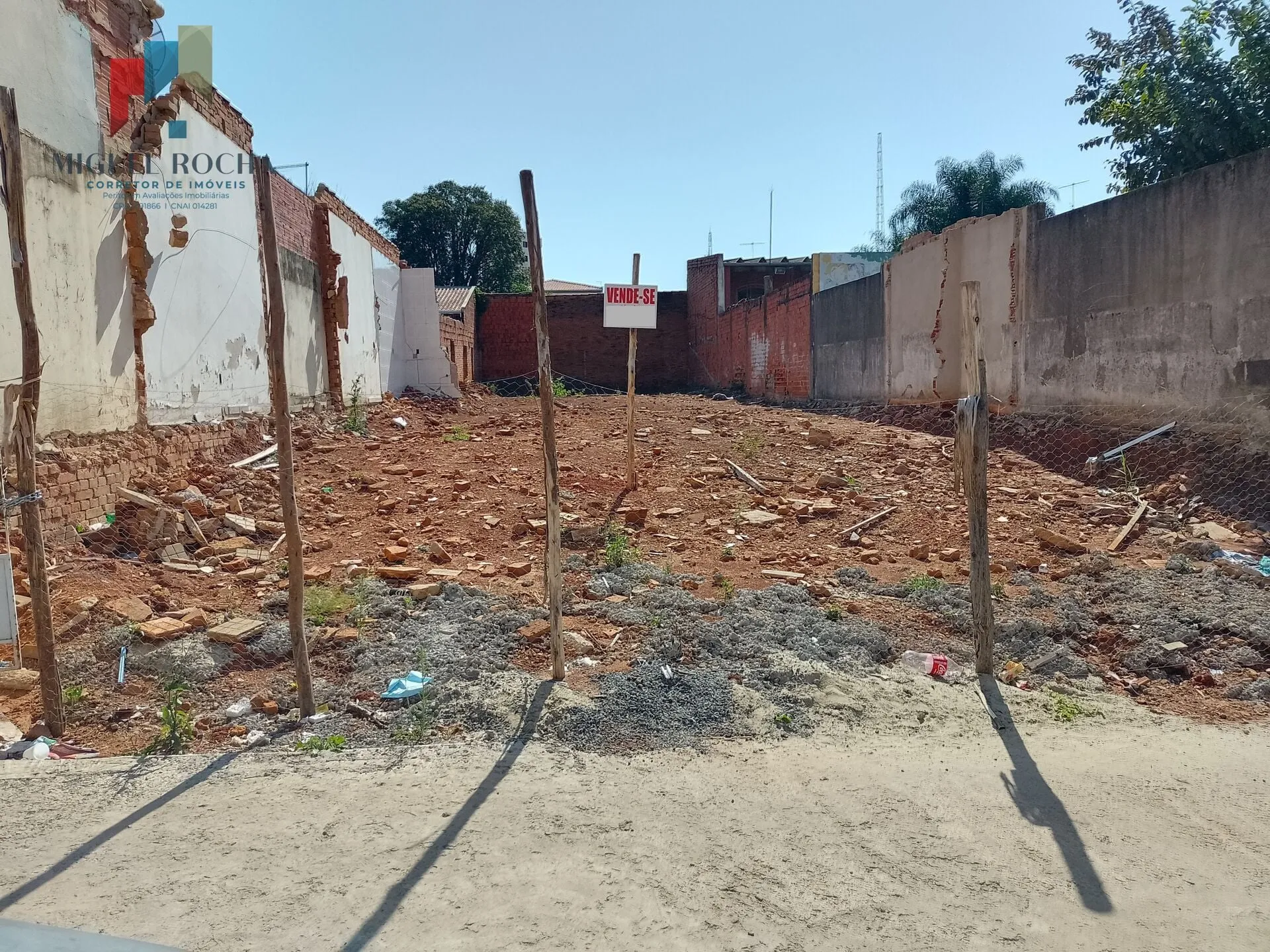 Imagem Terreno 420m²