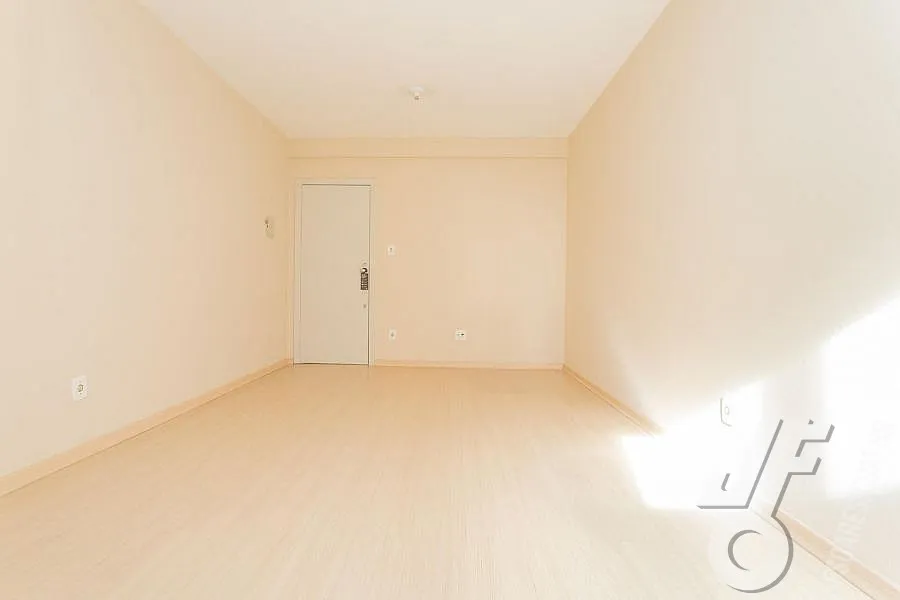 Imagem Sala comercial à venda no bairro Centro em Pelotas/RS