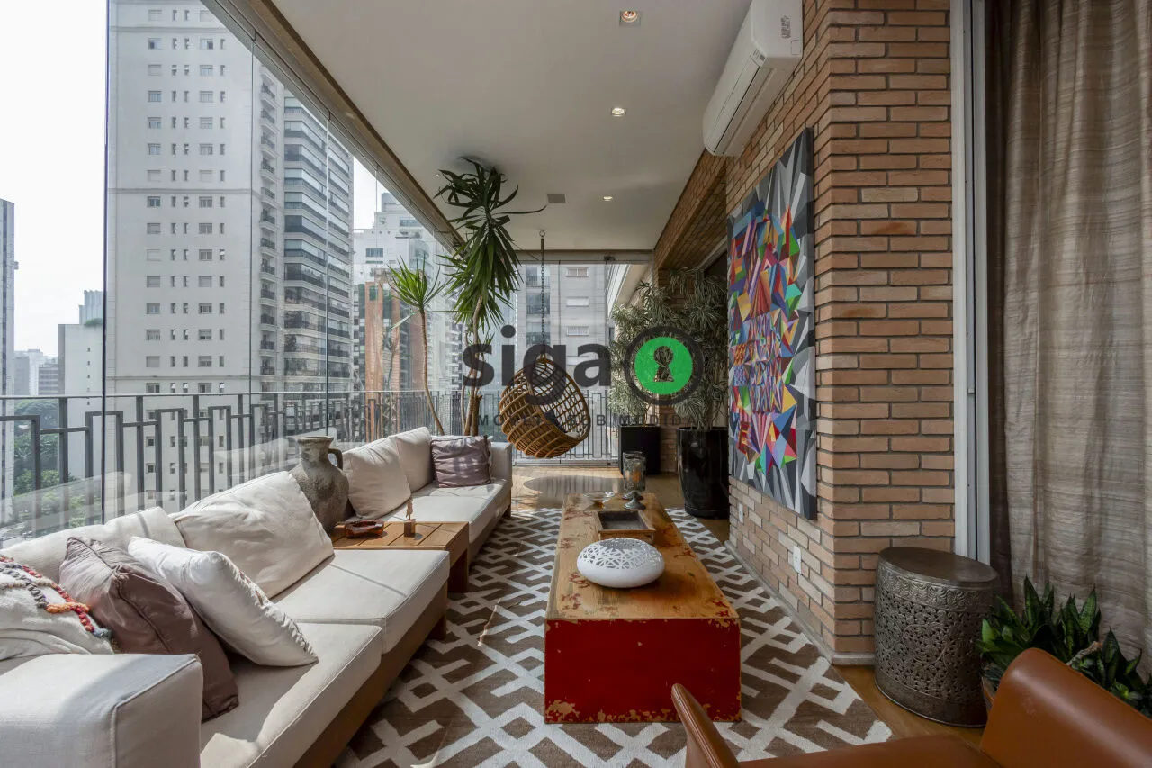 Imagem Apartamento com 4 Quartos à Venda no Itaim