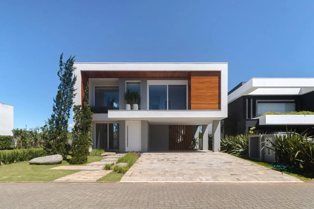 Imagem Casa de condomínio à venda em Torres, Centro, com 4 quartos, 260m2