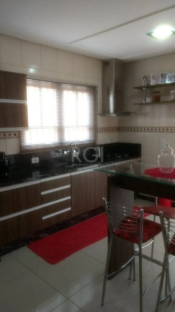 Imagem Casa para Venda - 180m², 3 dormitórios, Jardim Iolanda