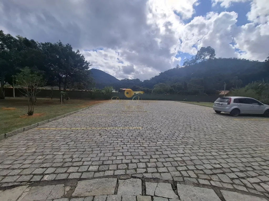 Imagem Terreno em Condomínio para Venda em Teresópolis / RJ no bairro Vargem Grande