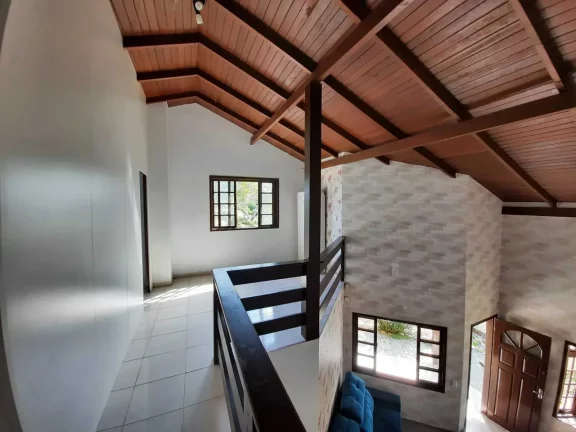 Imagem Casa alto padrão com 3 dormitórios sendo 1 suíte e 3 vagas em Balneário Piçarras