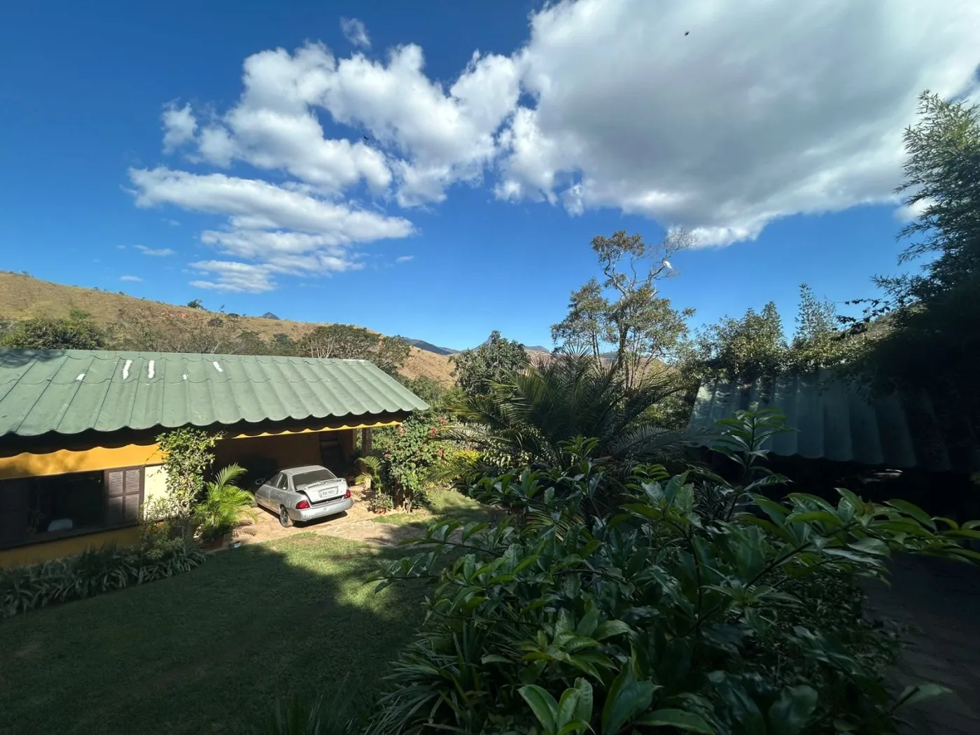 Foto do imóvel Casa para Venda em Petrópolis / RJ em Estrada das Arcas