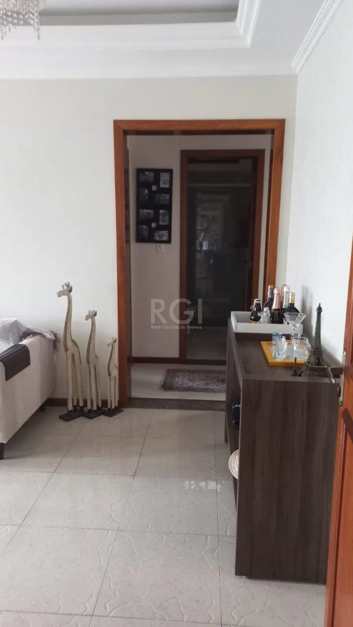 Imagem Casa para Venda - 135m², 3 dormitórios, sendo 1 suites, 2 vagas - Vale Do Sol