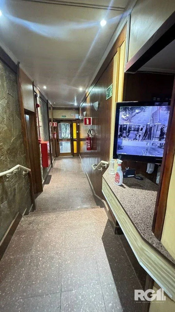 Imagem APARTAMENTO DE 3 DORMITÓRIOS COM VAGA DE GARAGEM NO CENTRO HISTÓRICO.