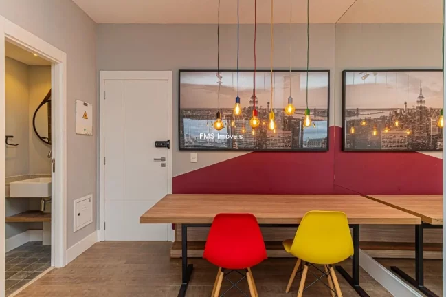 Imagem Apartamento para locação com 2 quartos e 2 vagas na Chácara Santo Antônio.