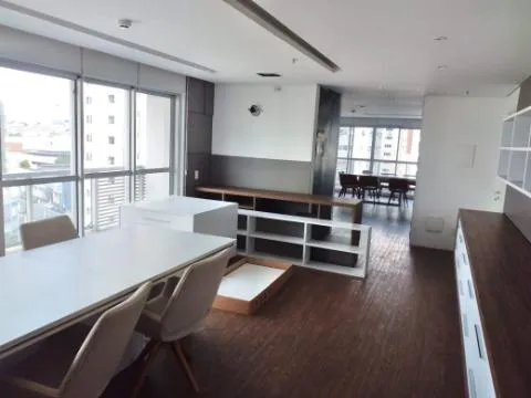 Imagem LOCAÇÃO DE SALAS COMERCIAIS MOBILIADAS NO EDIFÍCIO MARQUÊS BUSINESS CENTER, NA BARRA FUNDA/SP com 162m² e 5 vagas, sendo 100 m do metro. CONSULTE-NOS.