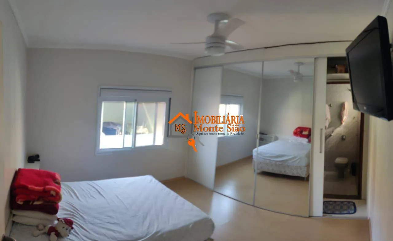 Imagem Sobrado com 3 dormitórios à venda, 280 m² por R$ 850.000,00 - Vila Augusta - Guarulhos/SP