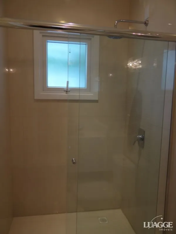 Imagem Casa para Venda - 305m², 3 dormitórios, sendo 3 suites, 4 vagas - Nonoai
