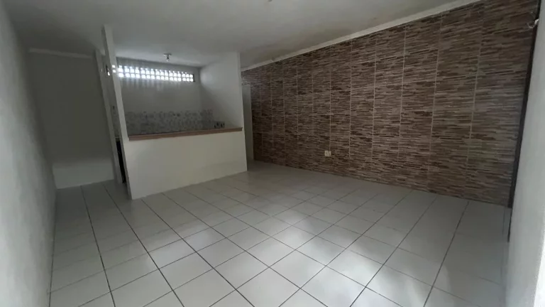Imagem Vendo Casa na Vila do Ipsep