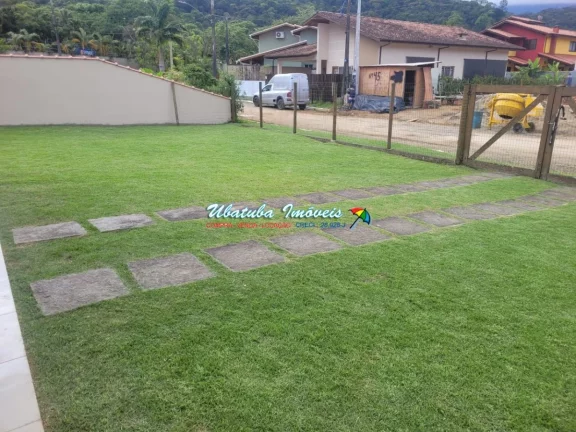 Imagem Linda casa com 03 dormitórios - Cond. Fechado - Bairro Horto