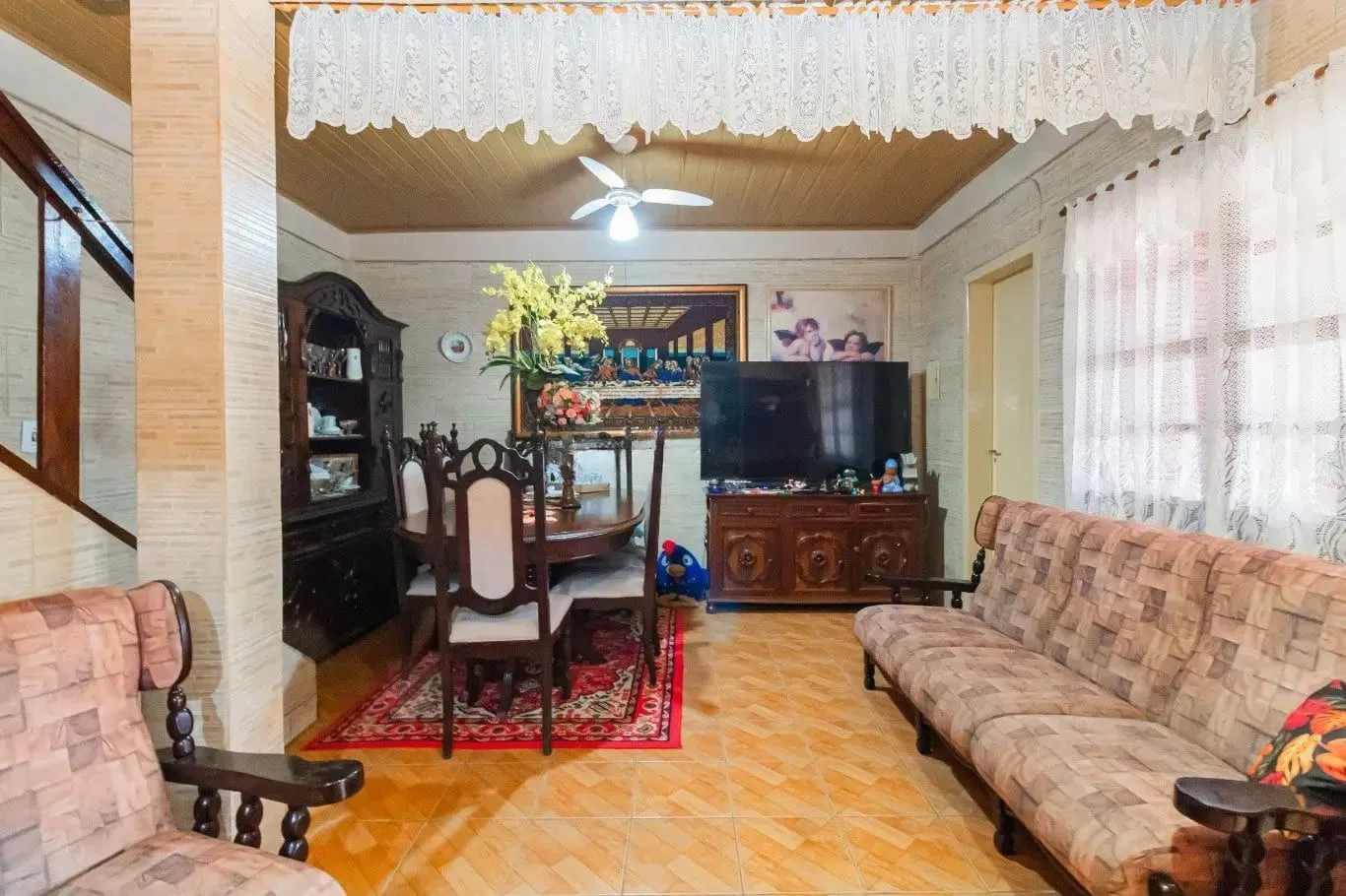 Imagem Casa com 2 dormitórios no bairro Sarandi, Porto Alegre