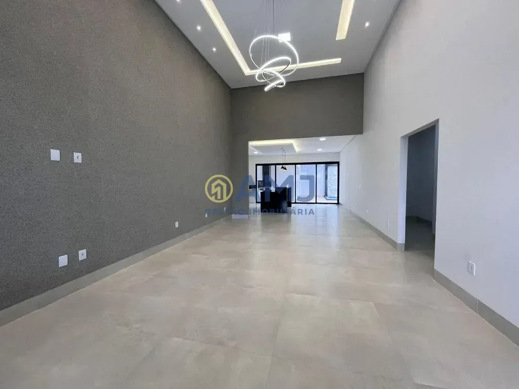 Imagem Casa Térrea de Alto Padrão no Residencial Garavelo Park
