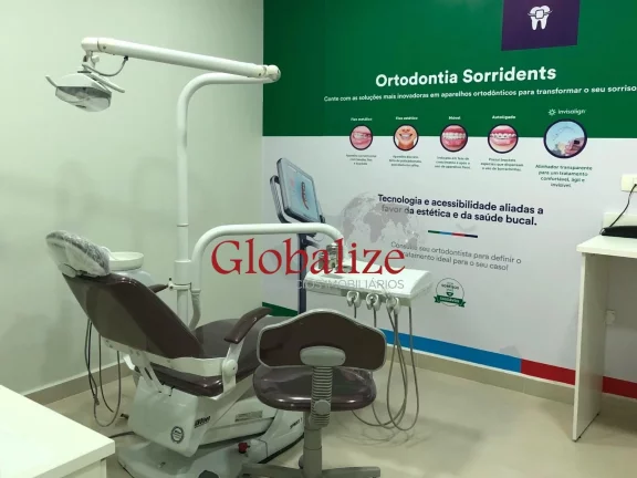 Imagem Ponto Comercial à venda com 250m², 3 andares, clientela fixa por R$ 330.000,00 no centro de Santos