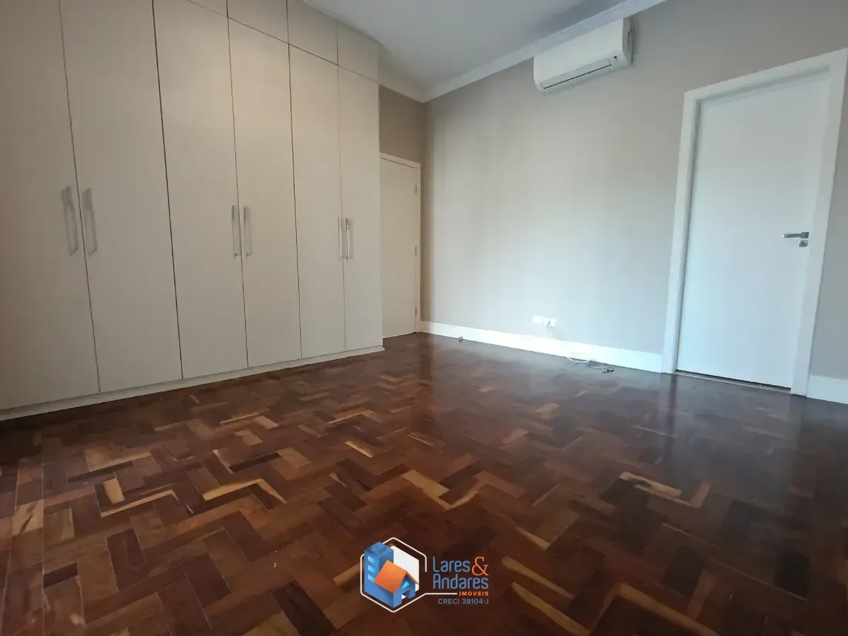 Imagem Casa para venda em Horto Florestal com 4 quartos, sendo 2 suítes, 156m²
