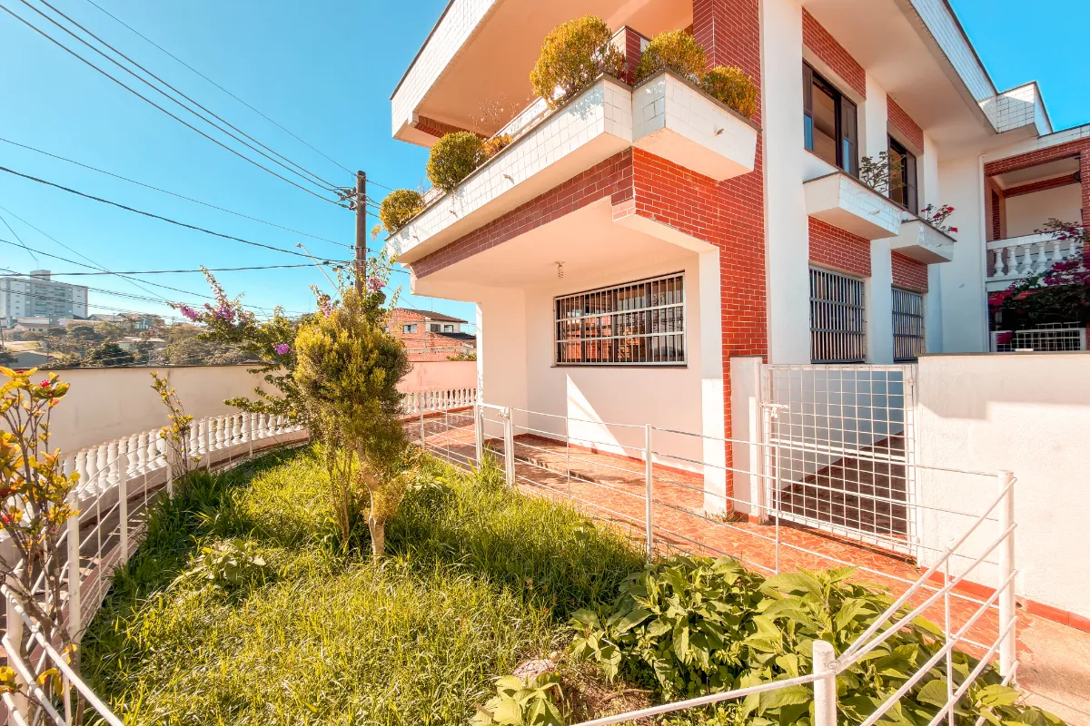 Imagem Casa para venda em Suíssa com 4 quartos, 294m2