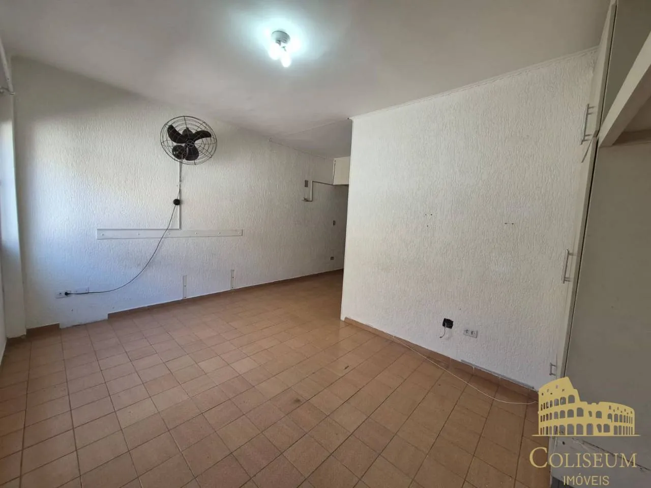 Imagem Kitnet com 1 dormitório à venda, 28 m² por R$ 185.000,00 - Aviação - Praia Grande/SP