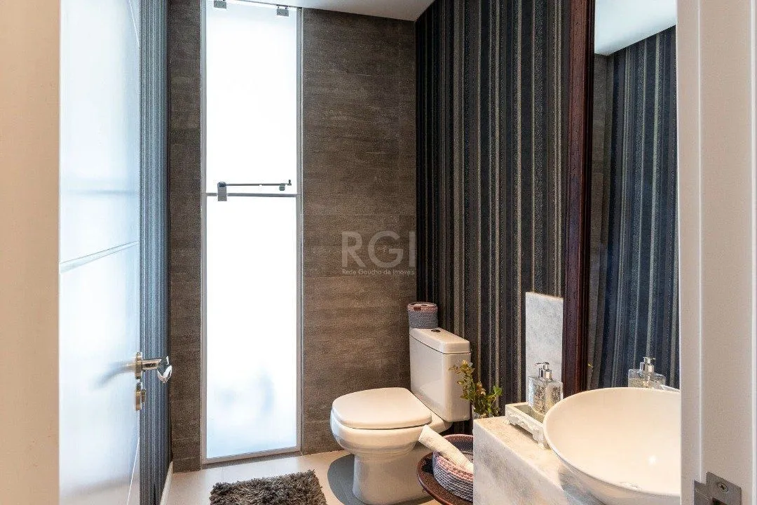 Imagem Casa Condominio Terra Ville para Venda - 339.3m², 4 suites, 6 vagas - e fundo lago.