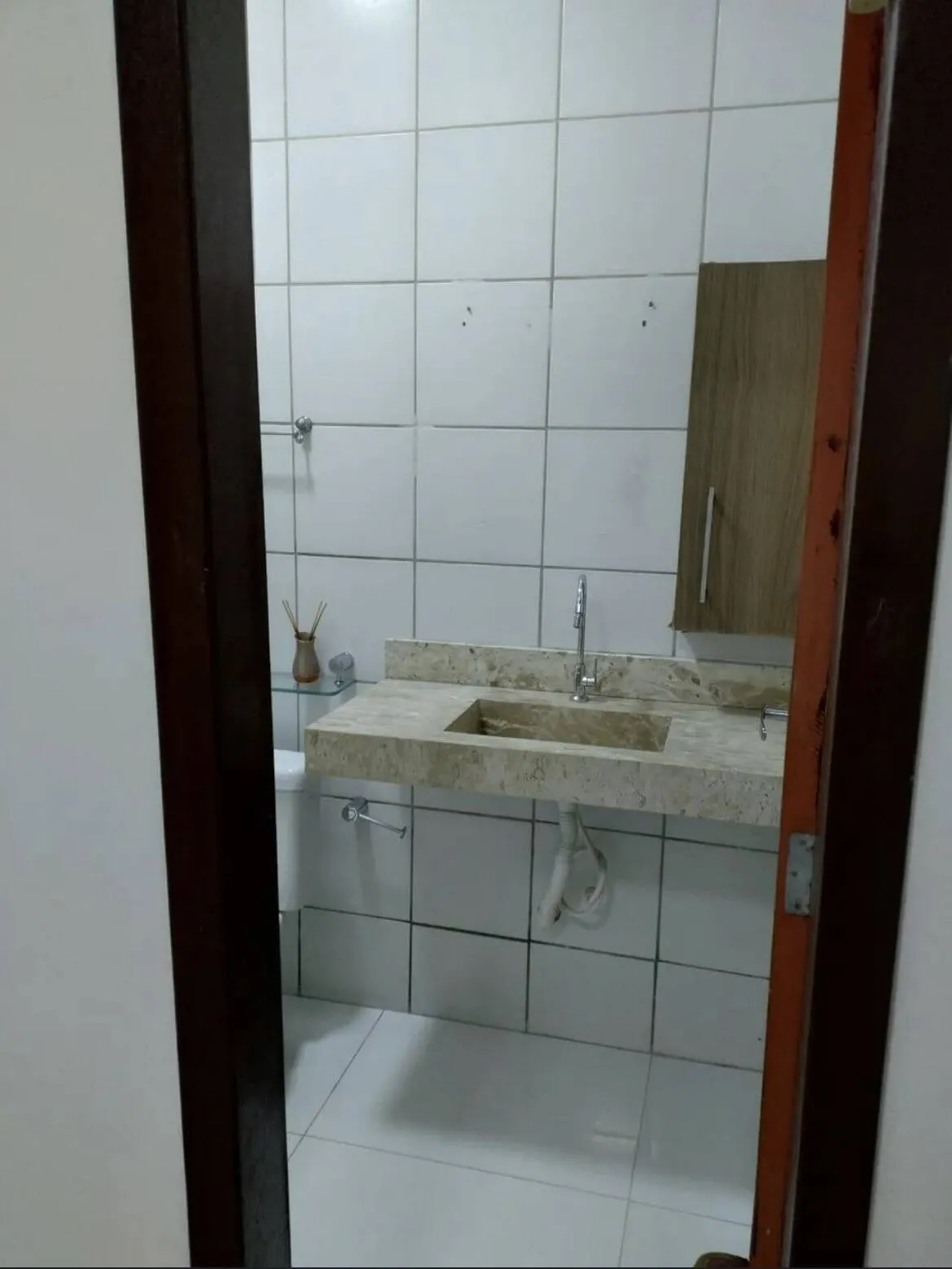 Imagem Casa em condomínio entre Rios bairro Jardim Imperial