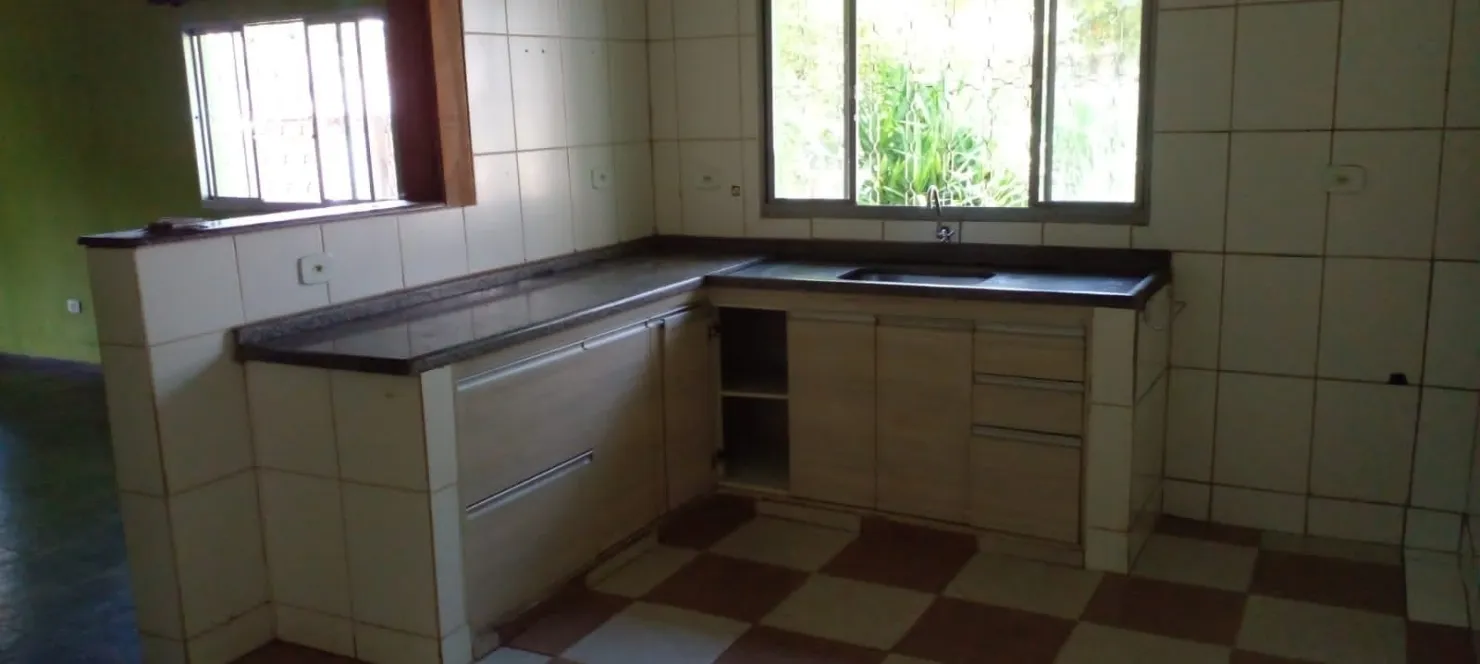 Foto do imóvel Chácara à venda 4 Quartos, 3 Suites, 4 Vagas, 2000M², Goiabal, Pindamonhangaba - SP