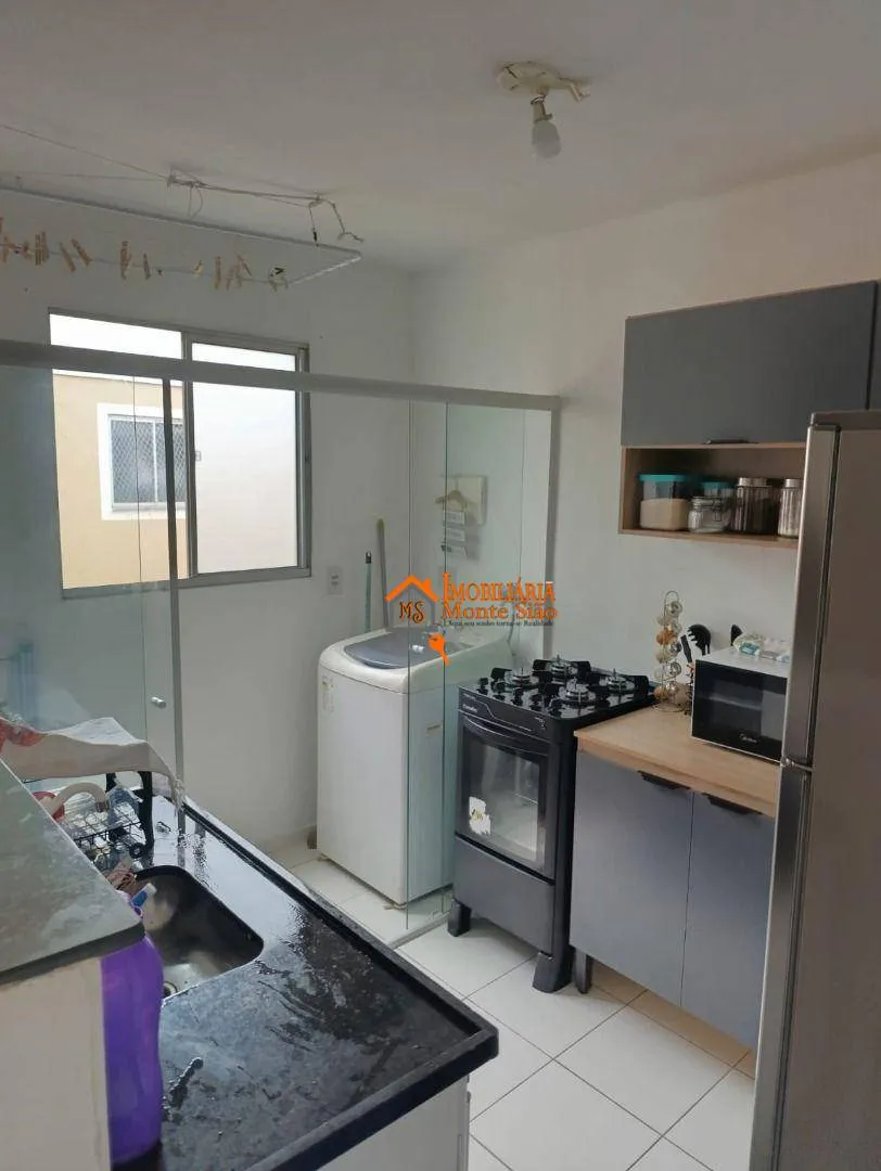 Imagem Apartamento com 2 dormitórios à venda, 45 m² por R$ 213.000,00 - Água Chata - Guarulhos/SP