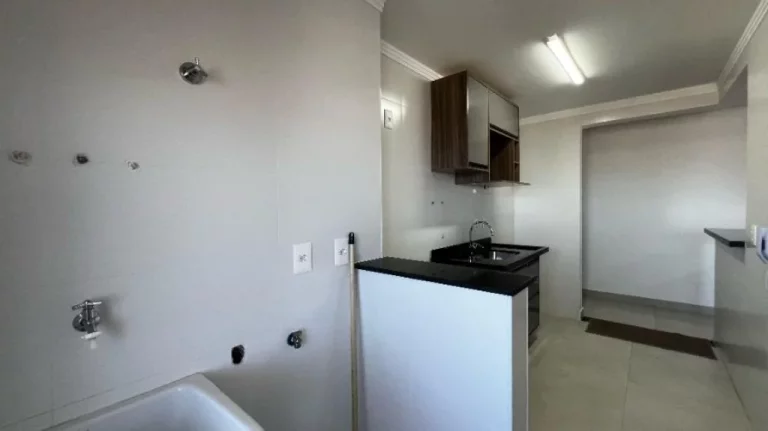 Imagem Apartamento 1 suíte, sala com sacada gourmet, imóvel à venda no Bairro Tupi/Praia Grande, apartamento com vaga de 1 garagem, Lazer completo c/ quadra poliesportiva. Á venda Imobiliaria Consulte Imoveis.