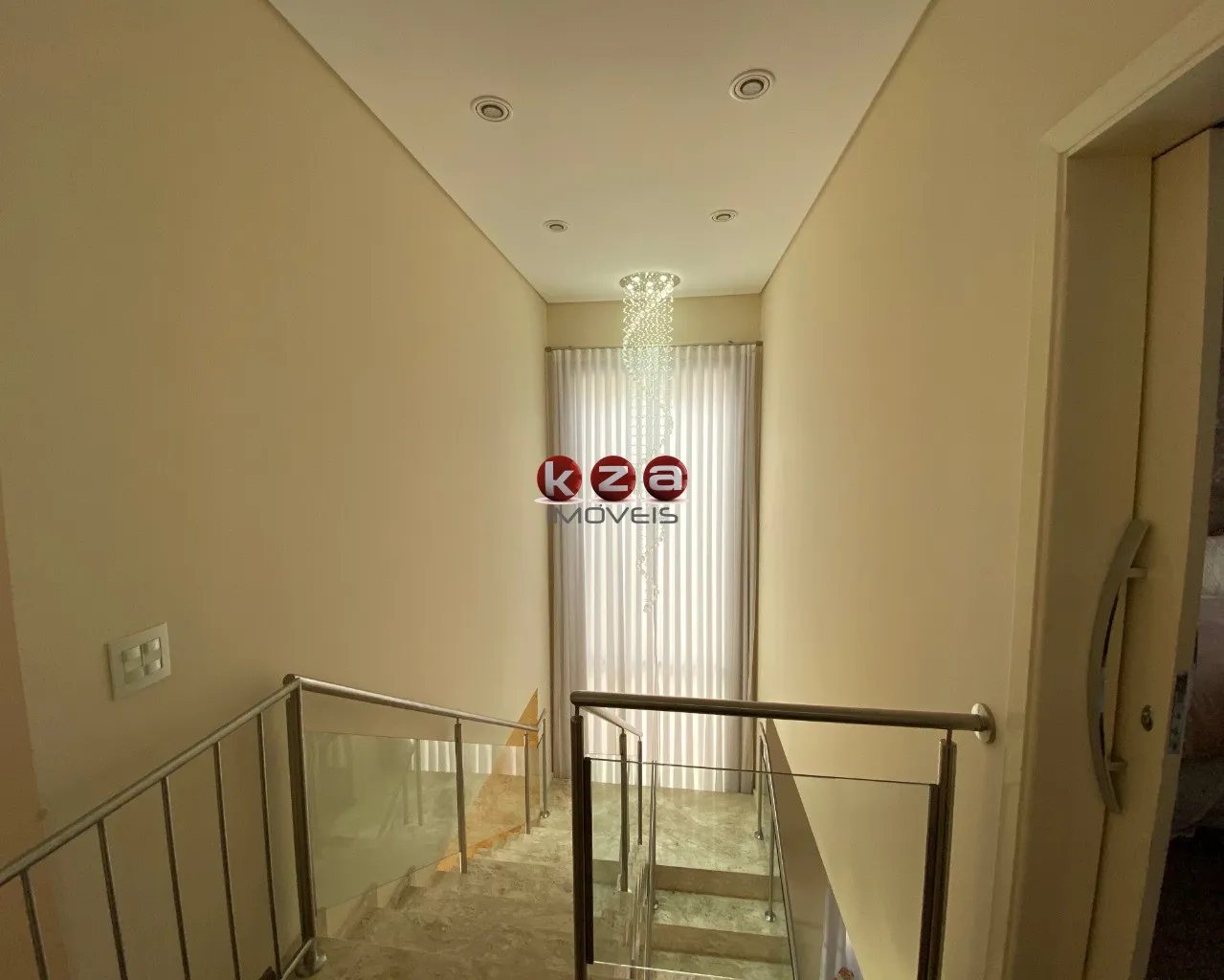 Imagem Casa de Alto Padrão com 3 Suítes, Espaço Gourmet e Piscina Aquecida no Portal do Jequitibá ? Valinhos