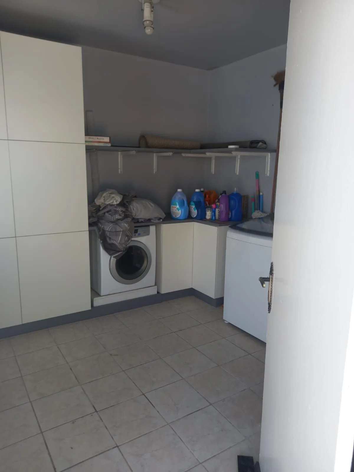 Imagem Vende-se sobrado com 5 quartos (3 suítes), 428m² e 3 vagas - Alto Petrópolis