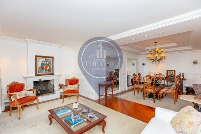 Imagem Oportunidade única em Moema: Apartamento de alto padrão com 4 quartos, 3 suítes e 155m² - São Paulo-SP