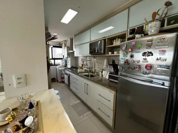 Imagem Excelente apartamento com dois quartos vista mar varanda a venda no Rio Vermelho