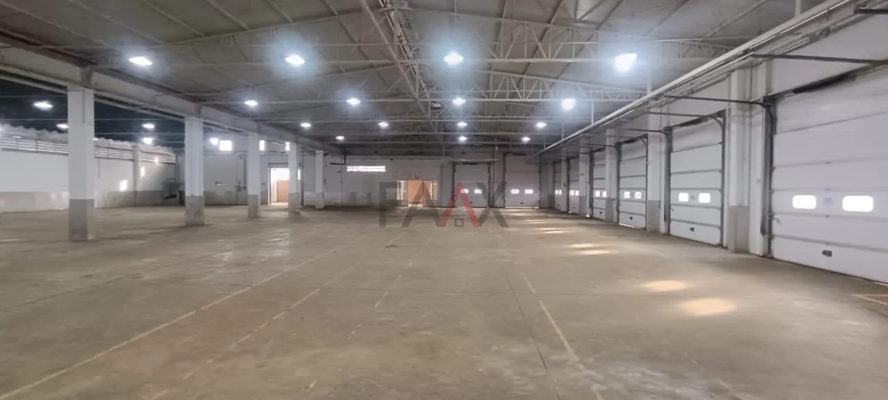 Imagem Imóvel Comercial para Locação Próximo à BR com 3.521m Construídos