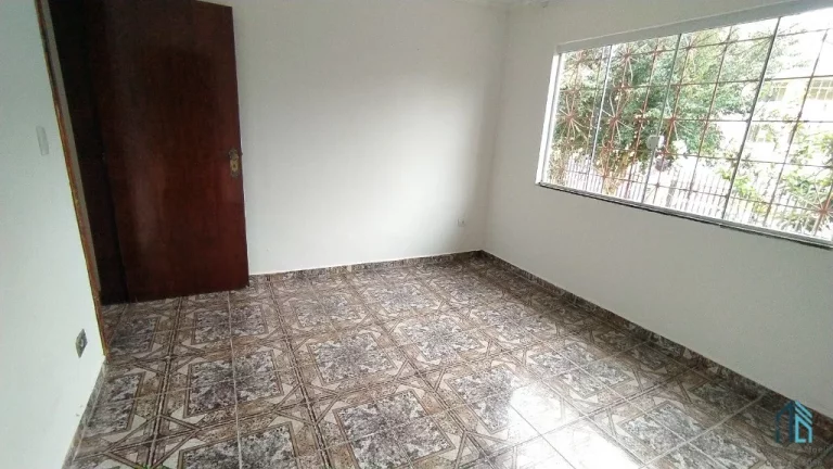 Imagem Casa a venda 03 quartos , 04 vagas no Bairro Alto em Curitiba PR