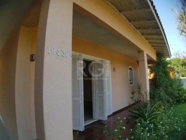 Imagem Casa para Venda - 252m², 3 dormitórios, 2 vagas - Belém Novo