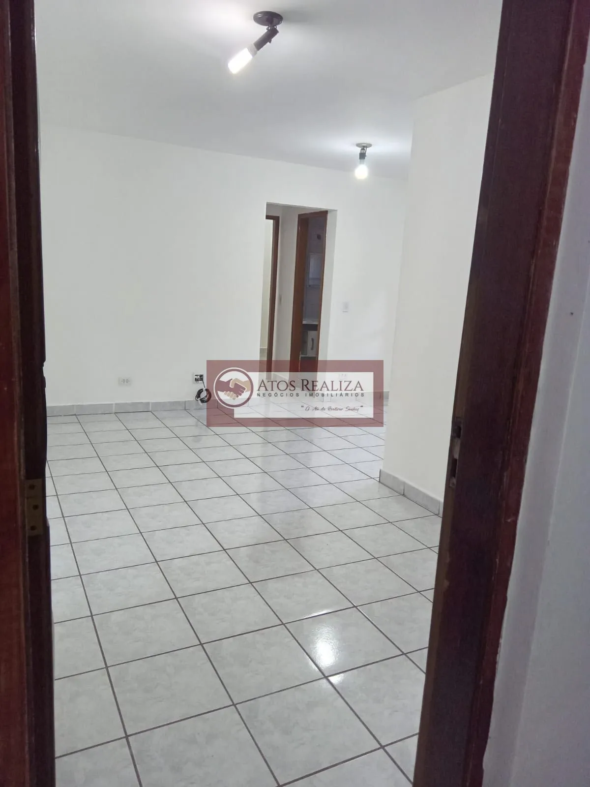 Imagem Vendo OPORTUNIDADE no Condomínio Res Sul, Jordanópolis - São Paulo: Apartamento, 56m², 2 Dormitórios, 1 Vaga coberta, Sacada, Academia, Salão de Festas, Piscina, Feira e Mercadinho dentro do Condomínio, tudo isso por R$310.000 para venda
