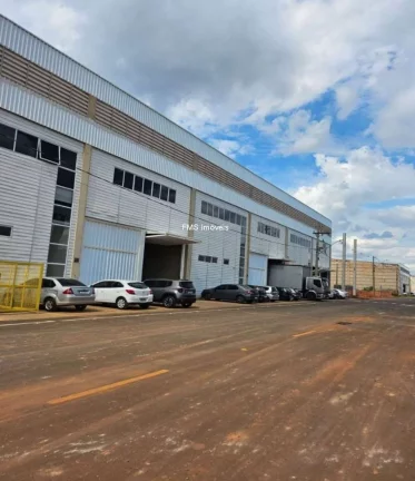 Imagem Galpão com 3000m2 em Hortolândia/SP.